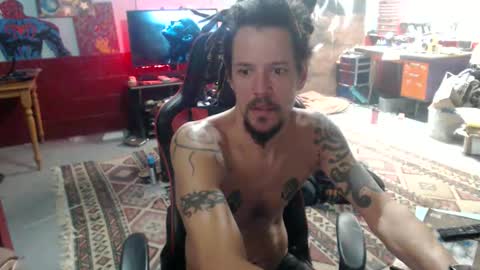 Snapshot of bentbunny21 chatting on 02/09/26, 11:09 Bent Bunny online show from 02/09/26, 11:09