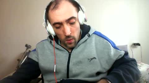 bentish online show from 01/26/25, 01:04