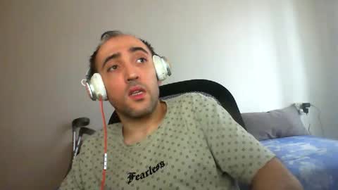 bentish online show from 09/16/25, 06:58