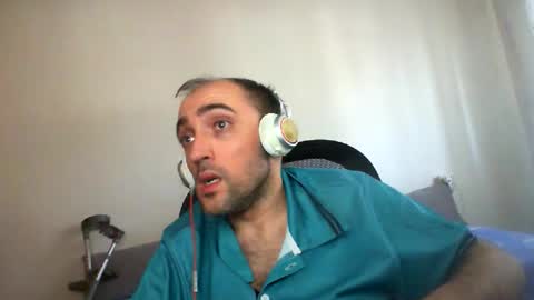 bentish online show from 10/05/25, 09:51