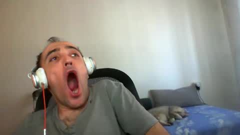 bentish online show from 10/15/25, 09:20