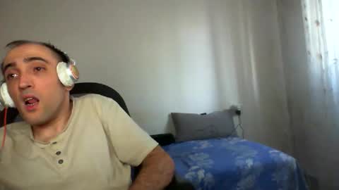 bentish online show from 10/17/25, 01:46