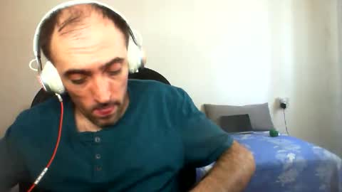 bentish online show from 10/25/25, 08:00