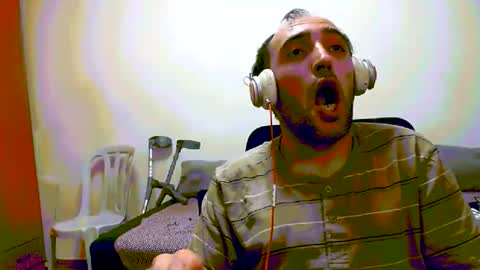 bentish online show from 06/11/26, 03:32
