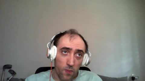 bentish online show from 06/15/26, 07:54