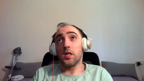 bentish online show from 06/16/26, 06:49