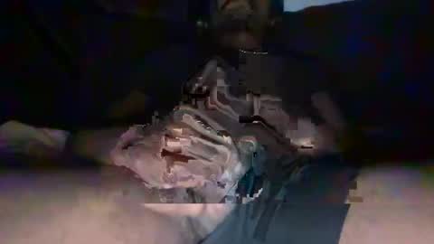 Snapshot of bentley_pov chatting on 04/16/26, 08:15 bentley_pov online show from 04/16/26, 08:15