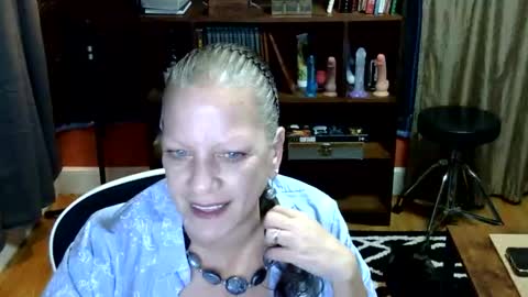Snapshot of bentmountain chatting on 03/15/26, 02:06 DeniseDavid online show from 03/15/26, 02:06
