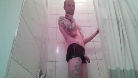 Snapshot of bentoverblonde chatting on 04/22/26, 02:25 BentOverBlonde online show from 04/22/26, 02:25