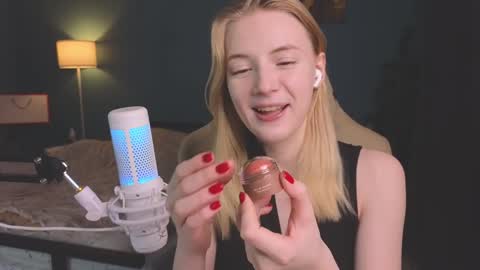 Alice online show from 01/14/25, 05:23