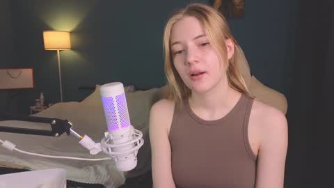 Alice online show from 02/01/25, 11:21