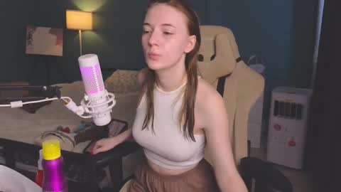 Alice online show from 09/18/25, 10:28