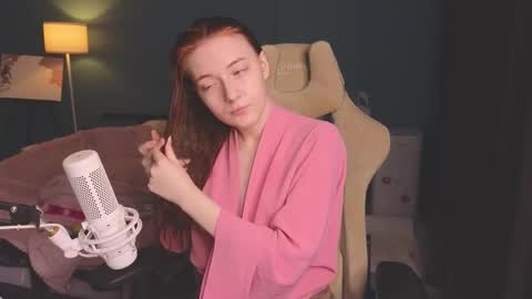 Alice online show from 11/06/25, 10:38