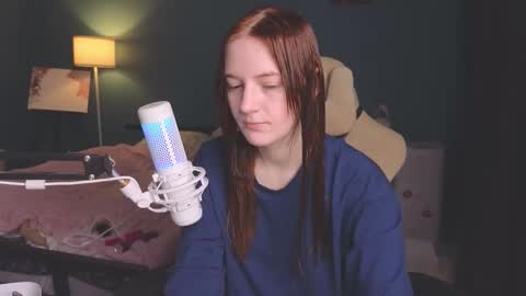 Alice online show from 11/08/25, 11:21