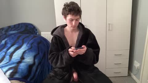 READ MY BIO ---  --- READ MY BIO online show from 03/11/25, 03:12