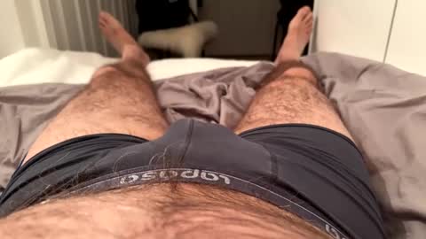 benz10001 online show from 12/11/24, 04:07