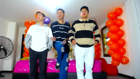 benz boys online show from 03/11/25, 12:06