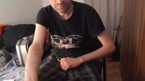 Snapshot of berceuse111 chatting on 04/04/26, 12:02 berceuse111 online show from 04/04/26, 12:02