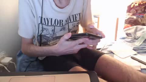 Snapshot of berceuse111 chatting on 07/15/26, 12:10 berceuse111 online show from 07/15/26, 12:10