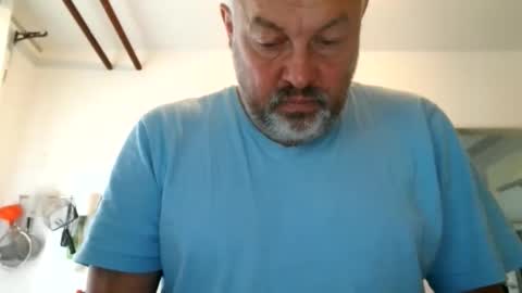 Martin online show from 09/27/25, 08:41