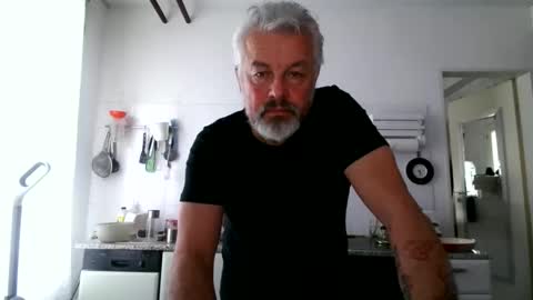 Martin online show from 11/29/25, 08:28