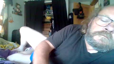 Snapshot of bergeeric1970 chatting on 09/08/25, 02:27 bergeeric1970 online show from 09/08/25, 02:27