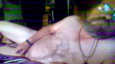 Snapshot of bergeeric1970 chatting on 09/09/25, 02:38 bergeeric1970 online show from 09/09/25, 02:38