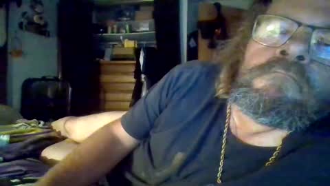 Snapshot of bergeeric1970 chatting on 09/21/25, 01:18 bergeeric1970 online show from 09/21/25, 01:18