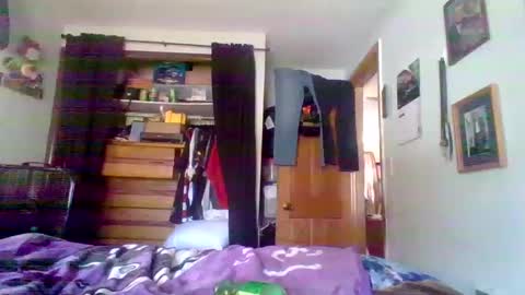 Snapshot of bergeeric1970 chatting on 09/23/25, 06:55 bergeeric1970 online show from 09/23/25, 06:55