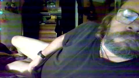 Snapshot of bergeeric1970 chatting on 12/22/25, 09:06 bergeeric1970 online show from 12/22/25, 09:06