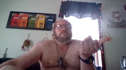 Snapshot of bergeeric1970 chatting on 04/01/26, 01:41 bergeeric1970 online show from 04/01/26, 01:41