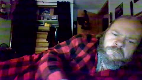 Snapshot of bergeeric1970 chatting on 04/07/26, 10:15 bergeeric1970 online show from 04/07/26, 10:15