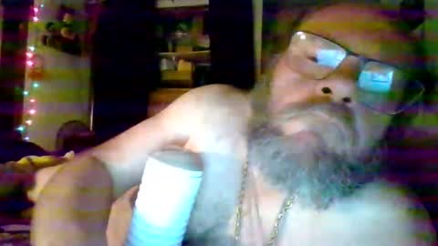 Snapshot of bergeeric1970 chatting on 04/16/26, 04:02 bergeeric1970 online show from 04/16/26, 04:02