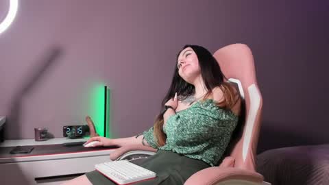 BeriesNiks online show from 01/04/25, 02:14