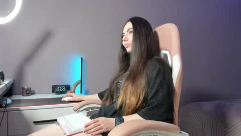 BeriesNiks online show from 09/30/25, 05:07