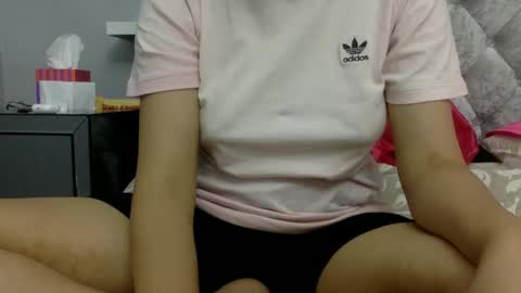 Snapshot of bermudatriangle12 chatting on 12/07/24, 10:23 tixxie  online show from 12/07/24, 10:23