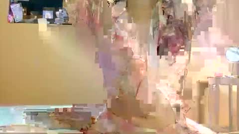 Snapshot of bermudatriangle12 chatting on 09/09/25, 04:45 tixxie  online show from 09/09/25, 04:45