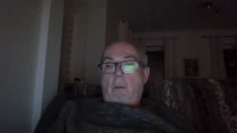 Snapshot of bernard1102 chatting on 12/16/24, 02:25 bernard1102 online show from 12/16/24, 02:25