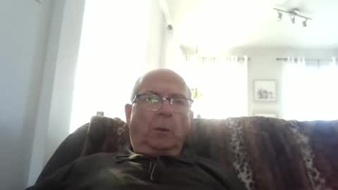 bernard1102 online show from 02/09/26, 06:34