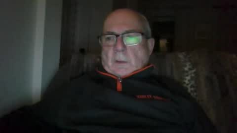 bernard1102 online show from 03/01/26, 02:02