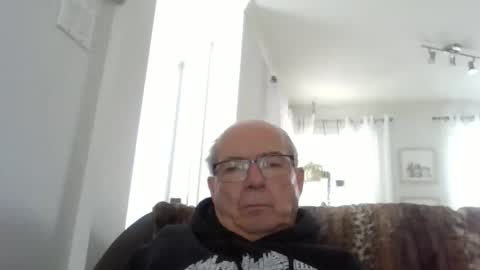 Snapshot of bernard1102 chatting on 03/07/26, 03:09 bernard1102 online show from 03/07/26, 03:09