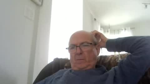 bernard1102 online show from 06/05/26, 02:12