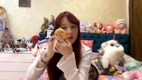 Snapshot of bernardinahedquist chatting on 05/06/26, 07:13 Eva online show from 05/06/26, 07:13