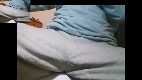 Snapshot of bernardo1968 chatting on 01/01/25, 03:03 bernardo1968 online show from 01/01/25, 03:03