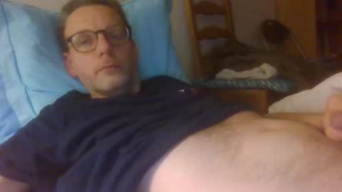 Snapshot of bernie484237 chatting on 03/22/26, 10:46 Bernie online show from 03/22/26, 10:46