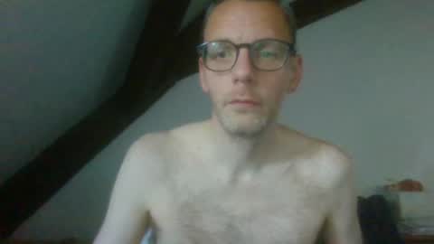 Snapshot of bernie484237 chatting on 06/27/26, 11:59 Bernie online show from 06/27/26, 11:59