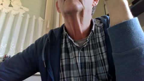 Snapshot of bernie6004 chatting on 03/05/26, 09:05 bernie6004 online show from 03/05/26, 09:05