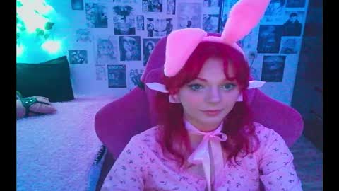 BerrieKitten online show from 10/08/25, 07:22