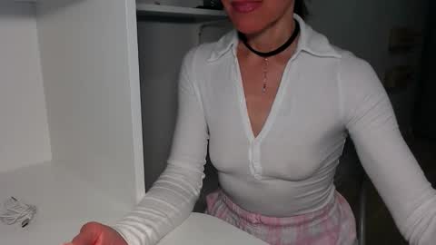 Snapshot of berry2024 chatting on 04/20/26, 05:43 berry2024 online show from 04/20/26, 05:43