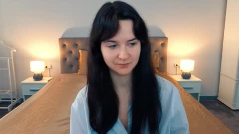 Snapshot of berrydiva chatting on 04/03/26, 06:33 Violette online show from 04/03/26, 06:33